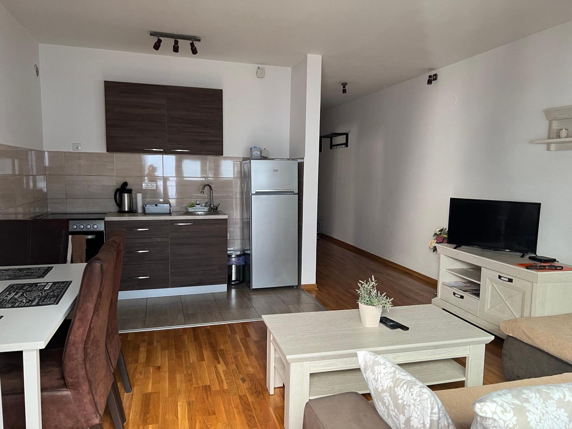 Apartment Leonis Belgrade Exterior photo